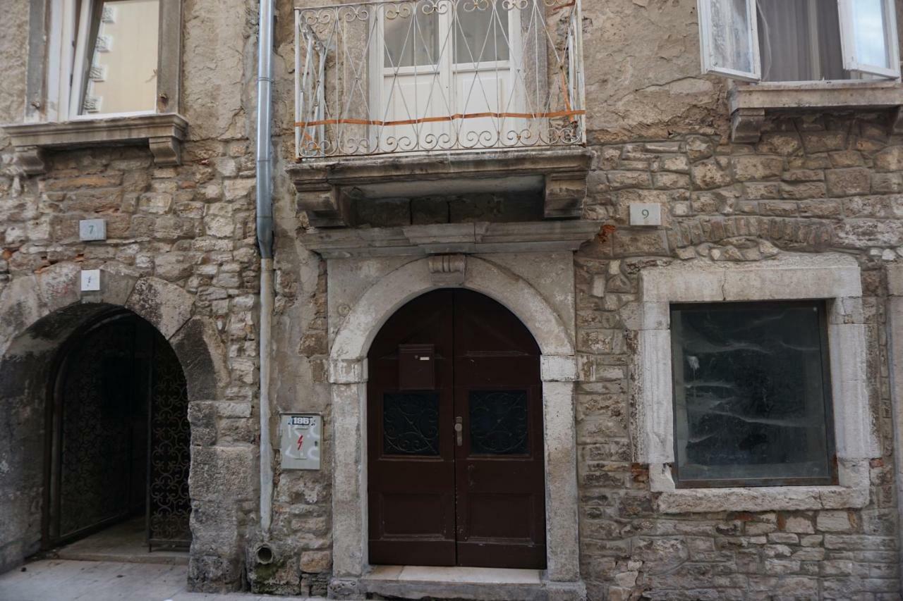 Apartma Corto